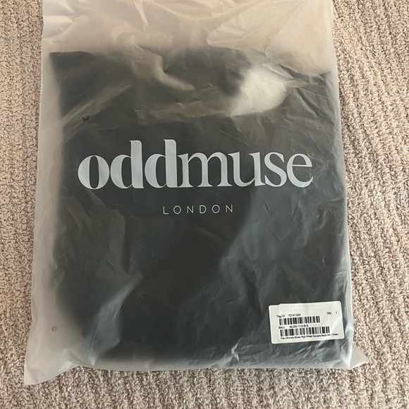 Odd Muse Dress - Picture 2 of 3